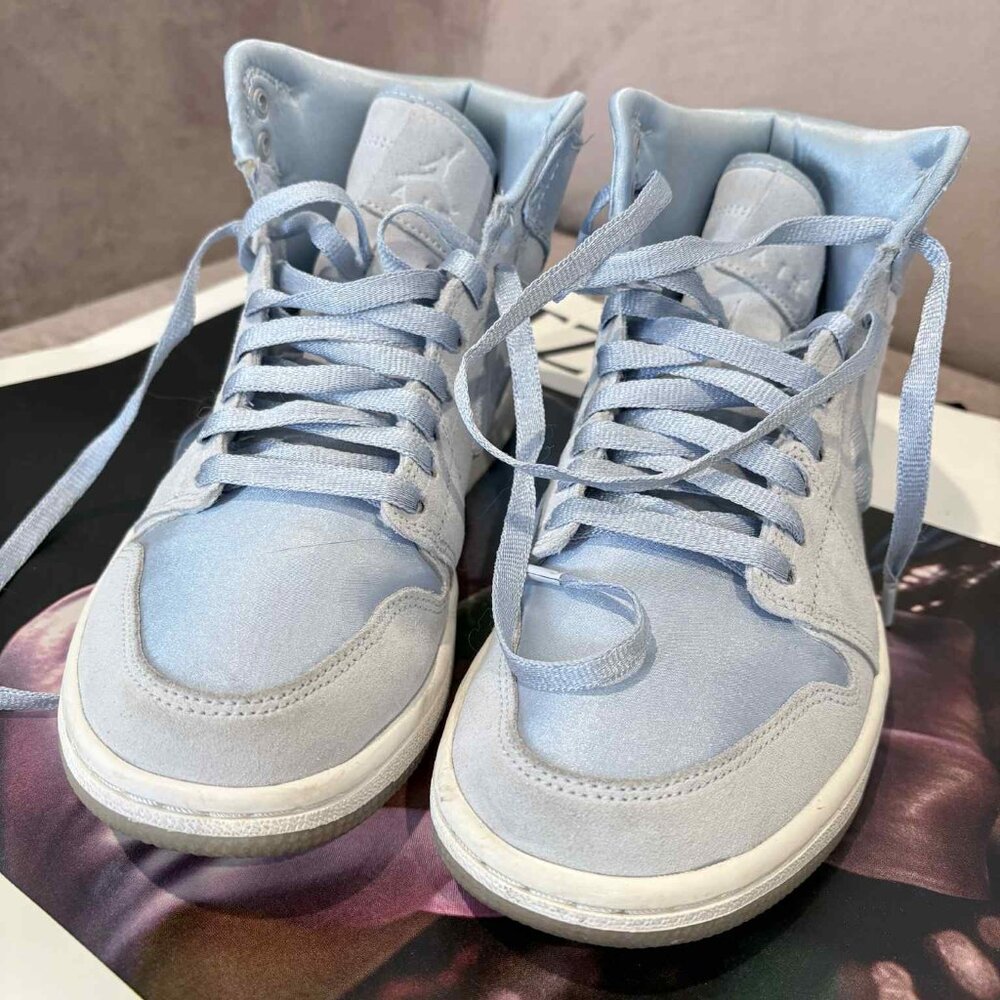 Jordan 1 Retro High Season of Her Hydrogen Blue 8.5 Womens